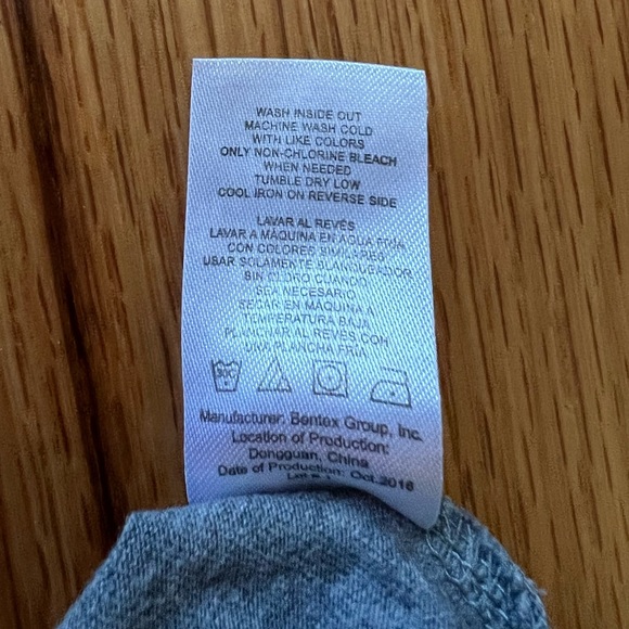 KISS Baby Onesie ~ 12m - Picture 6 of 7